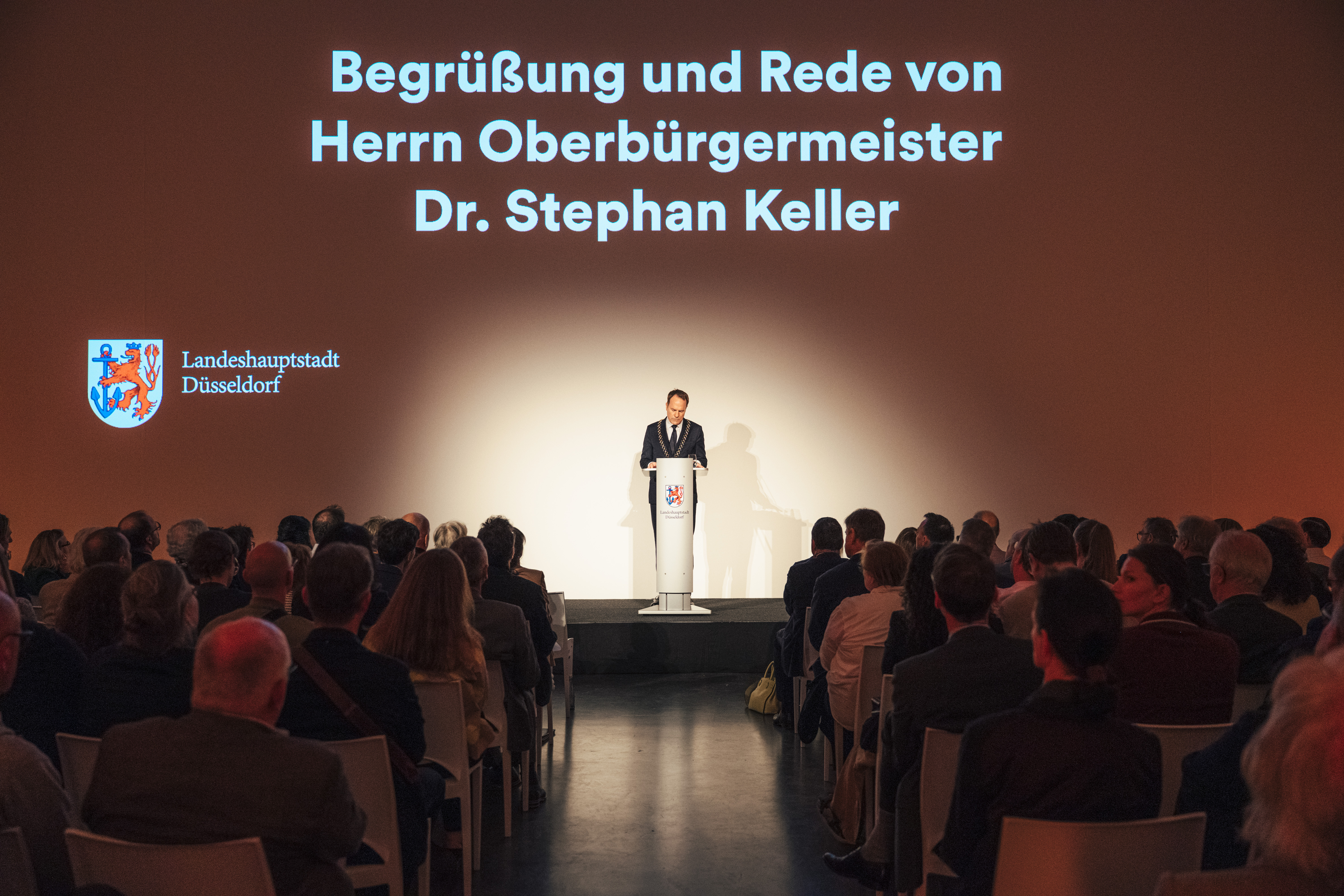 Begrüßungsrede von Oberbürgermeister Dr. Stephan Keller zur Preisverleihung des Bernd-und-Hilla-Becher-Preises 2025 in der Kunsthalle Düsseldorf