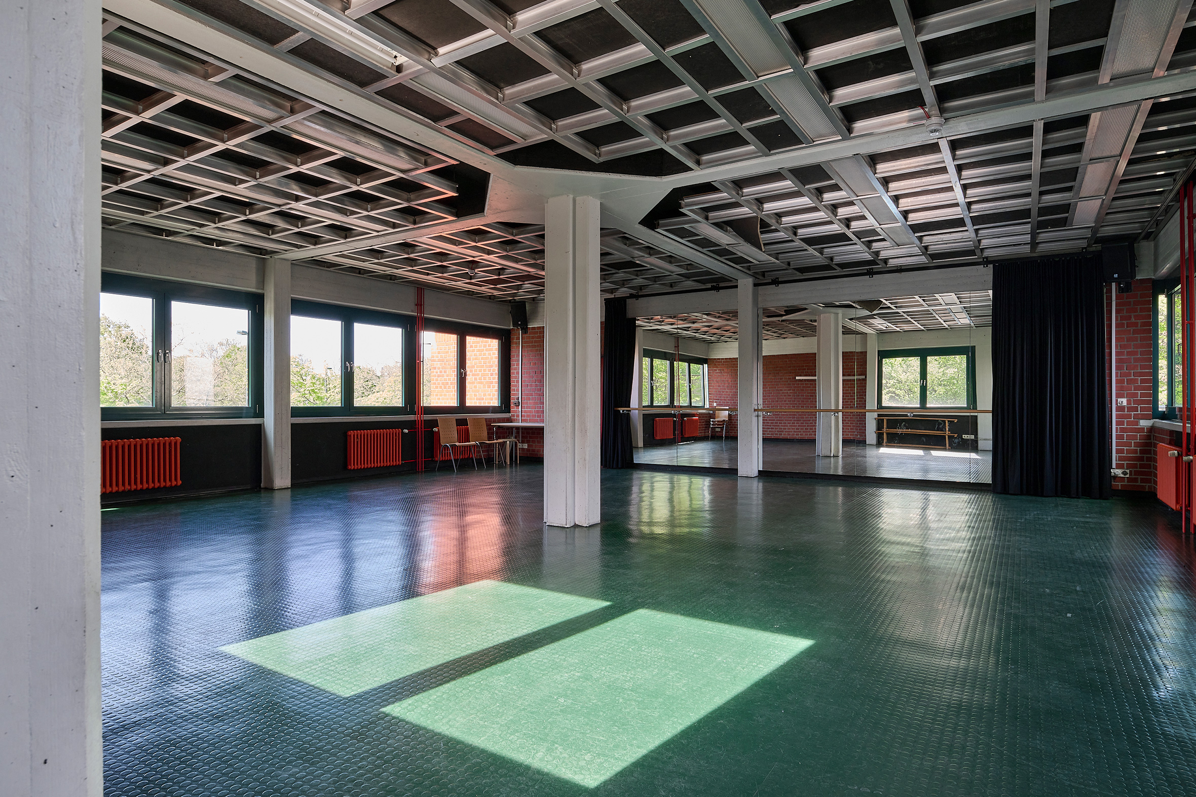 Foto des Seminarraums Bewegung im Kulturhaus Süd