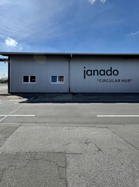 Im Circular Hub von Janado werden elektronische Geräte aufbereitet © Janando