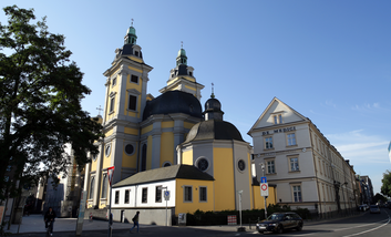 Außenansicht der Sankt Andreas Kirche