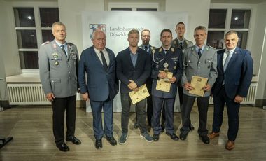 Bürgermeister Friedrich G. Conzen begrüßte die Teilnehmer und Gäste des Internationalen Schießwettkampf um den Kurfürst-Jan-Wellem-Pokal. Foto: Michael Gstettenbauer