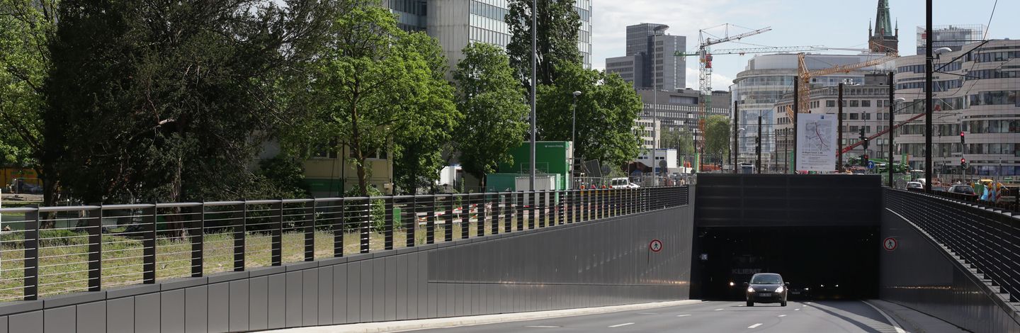 Kö-Bogen-Tunnel Einfahrt