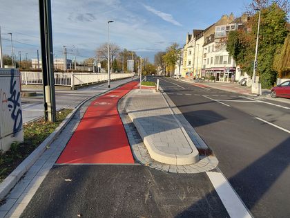 Neue Radverkehrsanlagen an der Hildener Straße