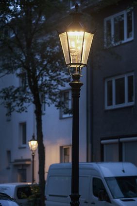 Auf dem Kündgensweg wird das auf Strombetrieb umgerüstete Modell "Alt Düsseldorf" gezeigt. © Landeshauptstadt Düsseldorf, Michael Gstettenbauer 