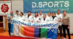 Team Judo weiblich aus Warschau mit Trainern