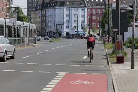 Foito von Straßenabschnitt zwischen Himmelgeister Straße und Witzelstraße