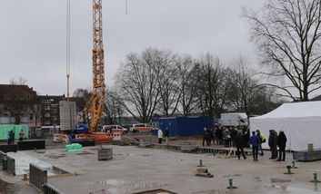 Noch ist es eine Baustelle, im Oktober nächsten Jahres soll die neue Jugendverkehrsschule in Rath fertig sein. Foto: Ingo Lammert 