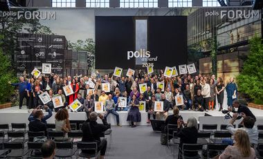 Gewinnerinnen und Gewinner des POLIS Award 2025 © POLIS convention 