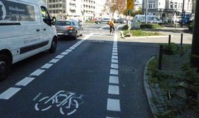 Radweg Klever-/Jülicher Straße © Landeshauptstadt Düsseldorf/Amt für Verkehrsmanagement