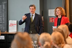 Wirtschaftsdezernent Christian Zaum, Wirtschaftsförderin Nadine Thees © Wirtschaftsförderung Düsseldorf, Michael Lübke 