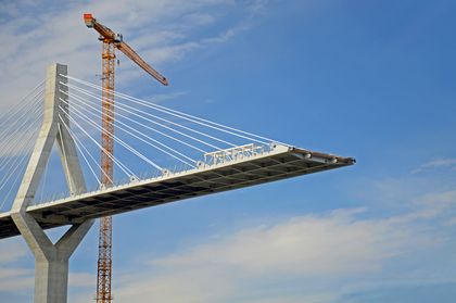 Brücke im Bau, fotolia©djama