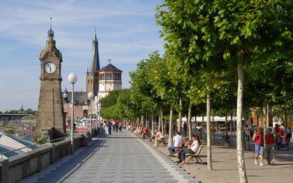 Promenade sur les bords du Rhin