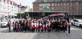 40 Jahre Düsseldorfer Panther: Oberbürgermeister Thomas Geisel hat aus Anlass des runden Jubiläums am Montag, 30. April, eine Abordnung des Footballclubs im Rathaus empfangen. Foto: Uwe Schaffmeister