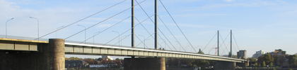 Theodor-Heuss-Brücke Düsseldorf