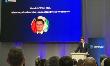 Ministerpräsident Hendrik Wüst eröffnet die Veranstaltung. © Wirtschaftsförderung Düsseldorf 