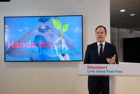 Unter der Überschrift "Hands on Düsseldorf" präsentierte Oberbürgermeister Dr. Stephan Keller den Wirtschafts- und Immobilienstandort Düsseldorf. 