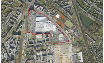 Ein Luftbild des Geländes Metrocampus, der Umring zeigt das Plangebiet. Das Luftbild ist von der Stadt Düsseldorf