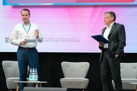 Dr. Michael Rauterkus, Wirtschaftsdezernent der Stadt Düsseldorf (li.) und Hans-Jürgen Petrauschke, Landrat des Rhein-Kreises Neuss, eröffneten den Digital Demo Day. Foto © Jörg Brücker