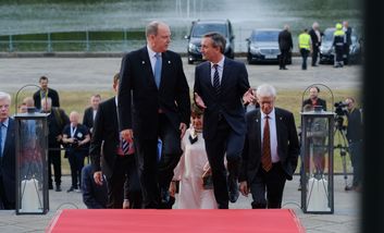 Fürst Albert II. von Monaco mit Oberbürgermeister Thomas Geisel / Prince Albert II of Monaco and Lord Mayor Thomas Geisel / Le Prince Albert II de Monaco avec le maire Thomas Geisel. (C) Landeshauptstadt Düsseldorf, Michael Gstettenbauer