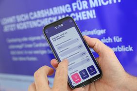 Der neue Carsharing-Rechner hilft unkompliziert bei Fragen nach den Vorteilen der Nutzung des Sharings oder des eigenen Autos. Foto: Ingo Lammert