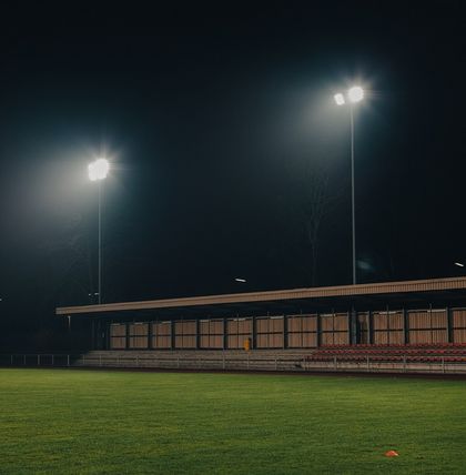 LED-Flutlicht auf der Kleinen Kampfbahn