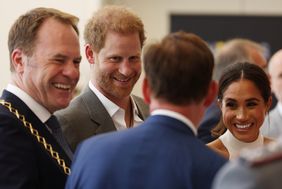 Empfang im Jan-Wellem-Saal des Rathaus: Der Duke und die Duchess sind zu Besuch in der Landeshauptstadt. Grund dafür sind die Invictus Games Düsseldorf 2023, dessen Schirmherr Harry, Duke of Sussex, ist. 