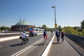 Den Menschen vor Ort nachhaltige Mobilitätsmöglichkeiten vorzustellen ist das Ziel der Europäischen Mobilitätswoche vom 16. bis 22. September. Dazu gibt es verschiedene Angebote. © Landeshauptstadt Düsseldorf/Melanie Zanin