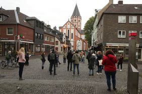 Begehung im September (Archivbild): Düsseldorfer nehmen die Fußwege in Gerresheim - hier im Bild -, Unterrath und Lichtenbroich unter die Lupe © Landeshauptstadt Düsseldorf, David Young 