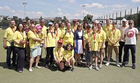 Auf der Bezirkssportanlage Oberkassel startete der Petit Depart 2018. © Landeshauptstadt Düsseldorf/David Young