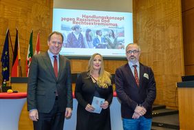 OB Dr. Stephan Keller, Elisabeth Wilfart und Goce Peroski bei der Auftaktveranstaltung (v.l.), Fotos: Uwe Schaffmeister.