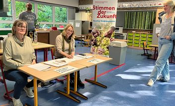 Foto der Neuwahlen des Garather Kinderparlaments