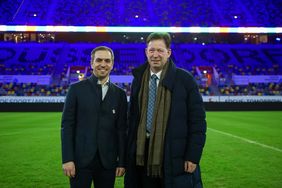 Turnierdirektor Philipp Lahm (l.) mit Stadtdirektor Burkhard Hintzsche. Foto: Kenny Beele