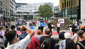 Foto eines Dance-Acts während des DFD Festivals