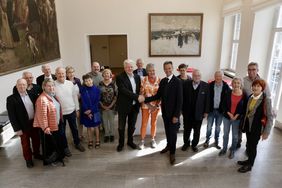 Bürgermeister Josef Hinkel hat am Samstag, 17. September, ehemalige Direktoren der Landtage, des Bundestages und des Bundesrates im Rahmen eines Empfangs begrüßt. Foto: Lammert