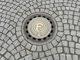 F95-Kanaldeckel Düsseldorf SEBD