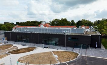 Einweihung der Vierfachsporthalle an der Redinghovenstraße