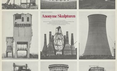 Bernhard & Hilla Becher, Anonyme Skulpturen, eine Typolgie technischer Bauten, ART Press Verlag (Werbung für Publikation), Plakat, Offsetdruck © Estate Bernd & Hilla Becher/Max Becher in Zusammenarbeit mit der Photographischen Sammlung/SK Stiftung Kultur, Köln