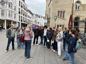 Gemeinsamer Rundgang durch Bonn ©Cecilien-Gymnasium Düsseldorf