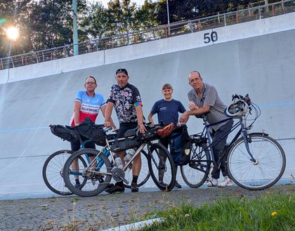 Von links: Felix Müller, Jens Böhm, Sarah Arnold, Johannes Buchwald